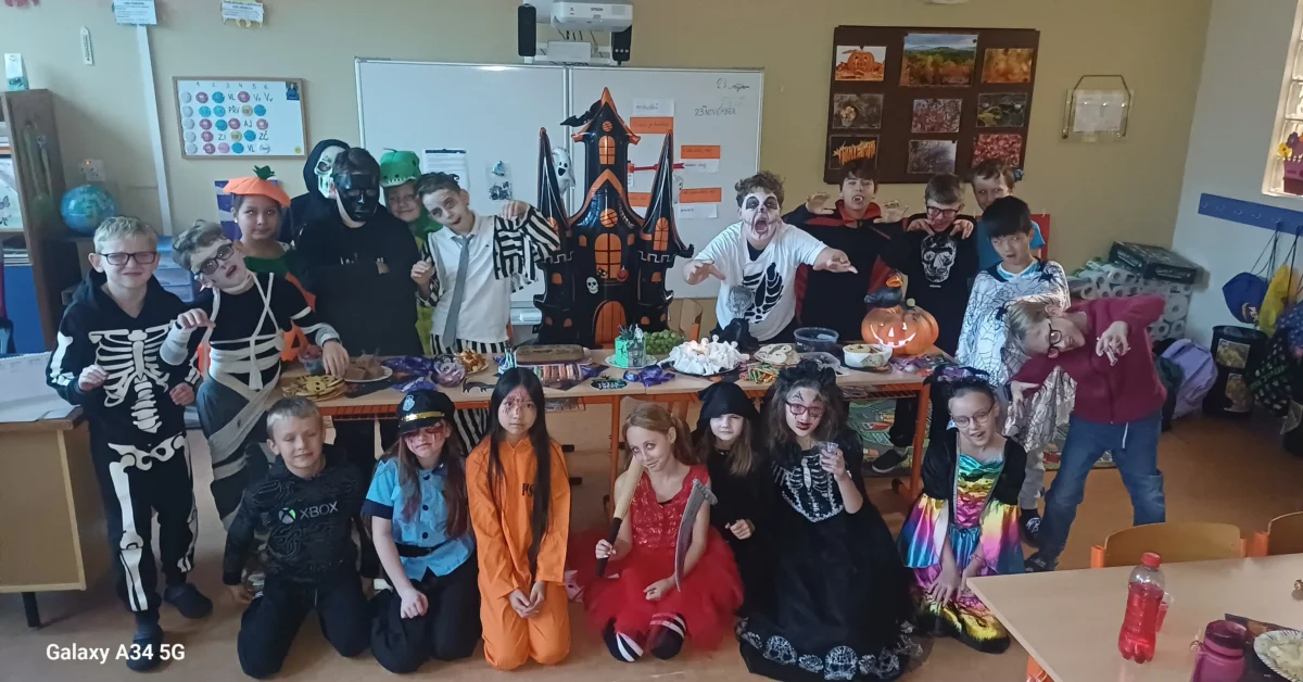 Halloweenské učení – mučení :) ve 4.B