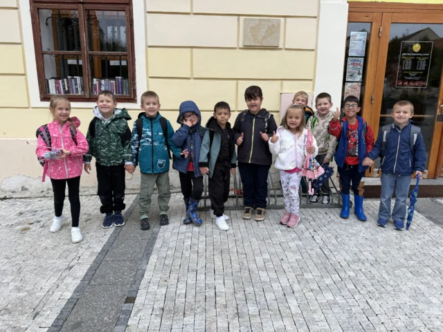 MKL- ,,Hrajeme si se slovy“ s Ester Starou