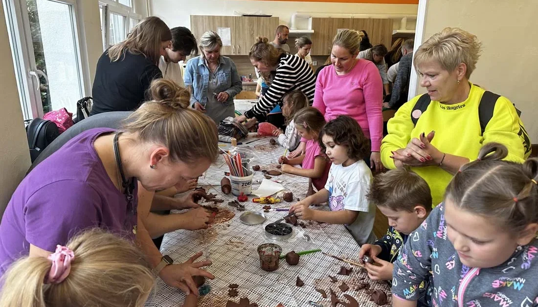 Společné odpoledne s rodiči  „Ruce v hlíně“